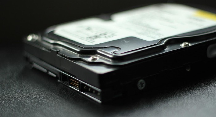 Clonare hard disk con TechNet e EaseUs in pochi passaggi